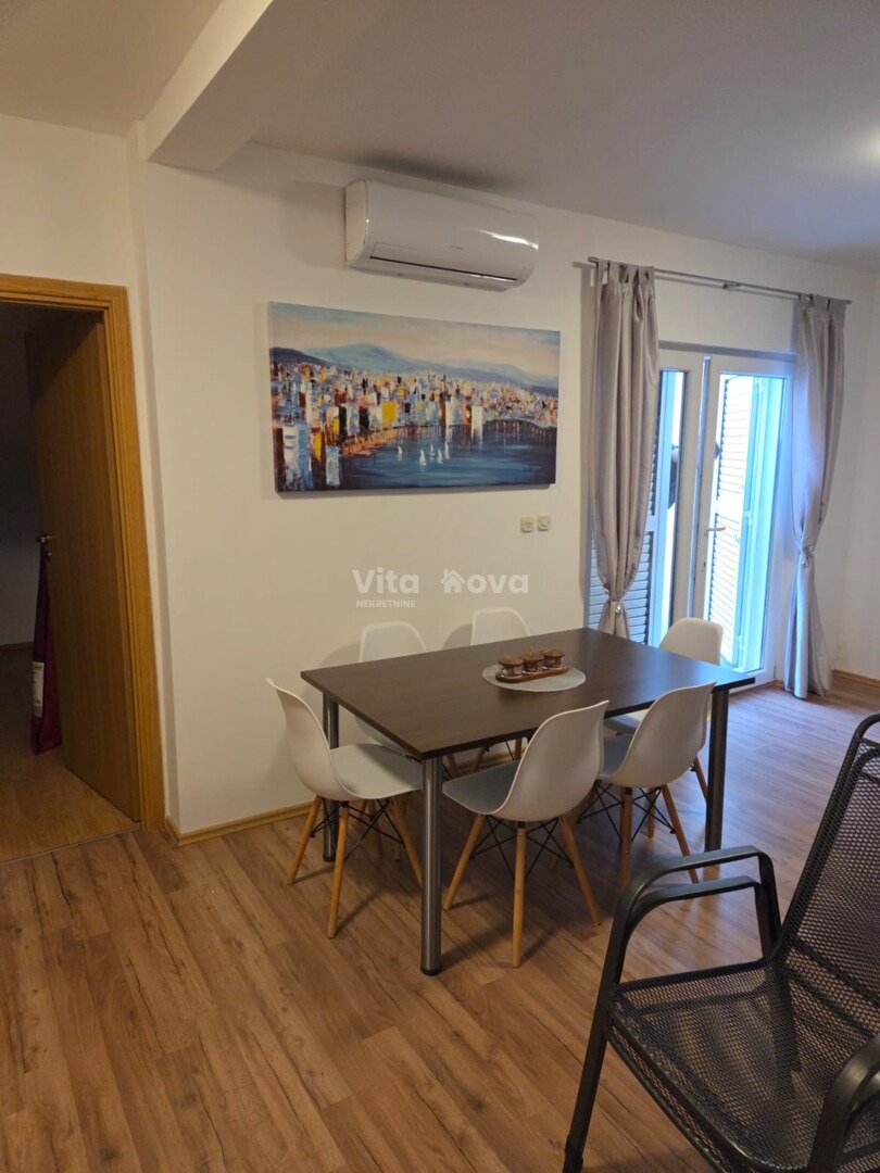 Stan u Privlaci, 78m², 2 sobe