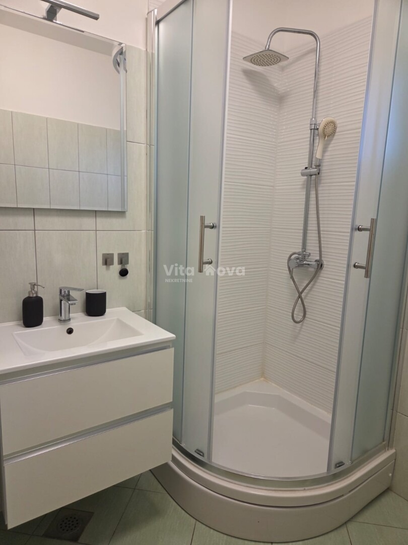 Stan u Privlaci, 78m², 2 sobe, slika 5