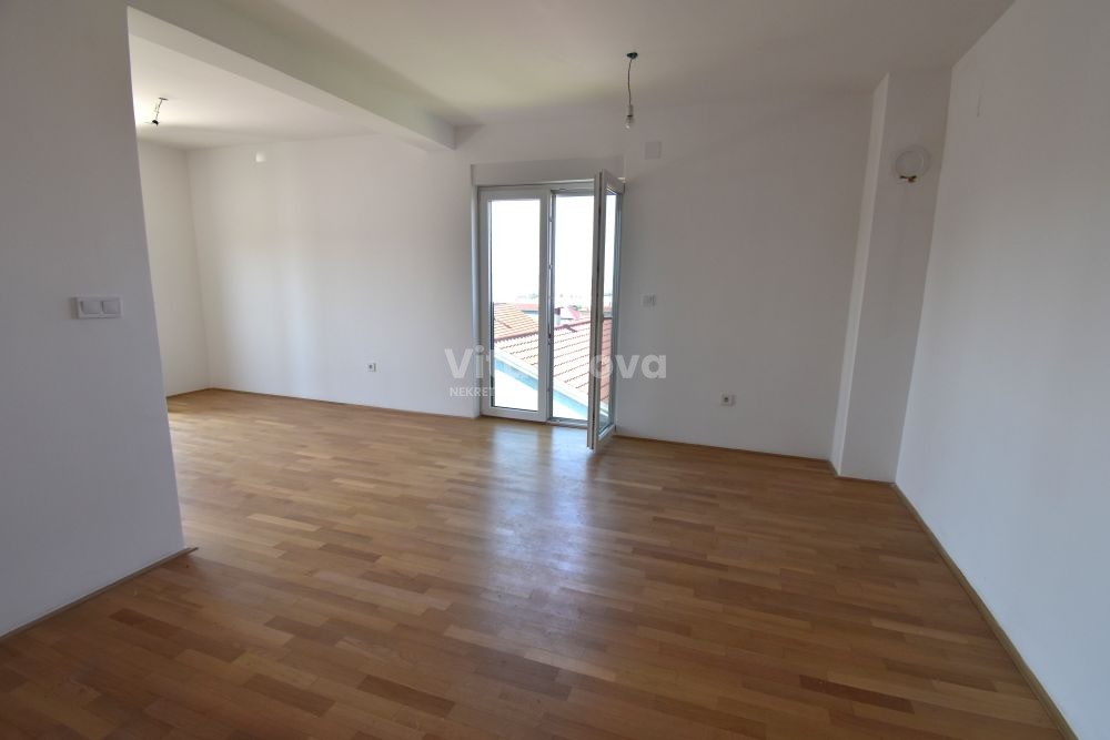 Poslovni Prostor u Zadru, 65m², slika 2