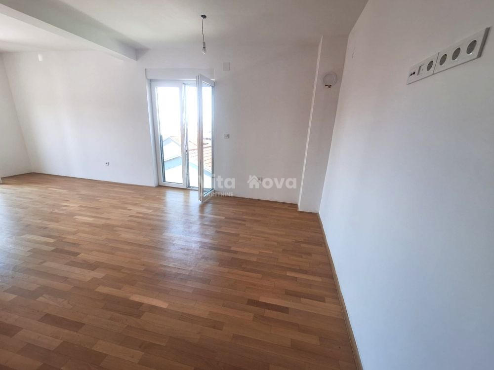 Poslovni Prostor u Zadru, 65m², slika 3