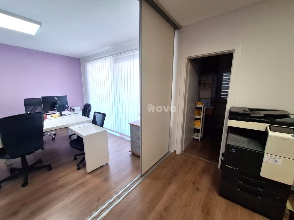 Poslovni Prostor u Zadru, 95m²