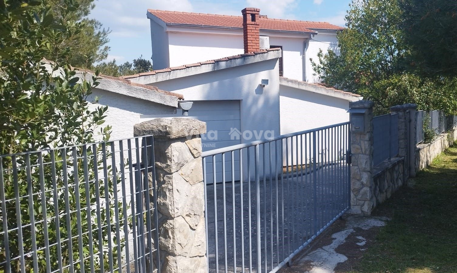 Kuća u Pašmanu, 156m², 3 sobe
