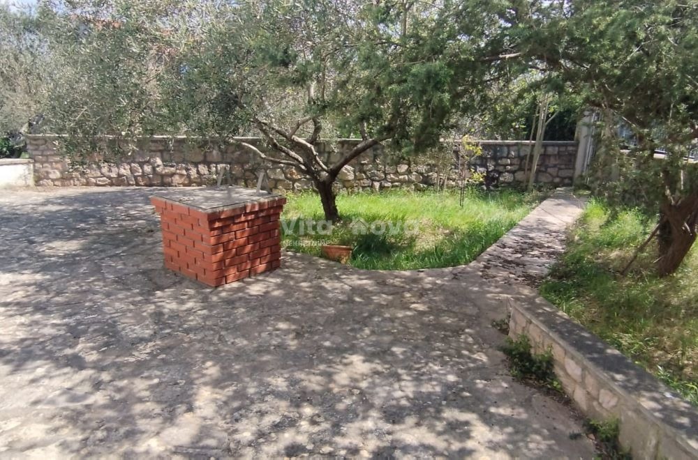 Kuća u Pašmanu, 156m², 3 sobe, slika 3