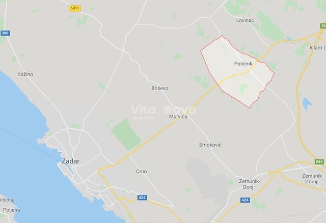 Land u Poličniku, 986m²