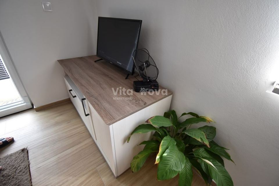 Stan u Ražancu, 54m², 1 soba, slika 2