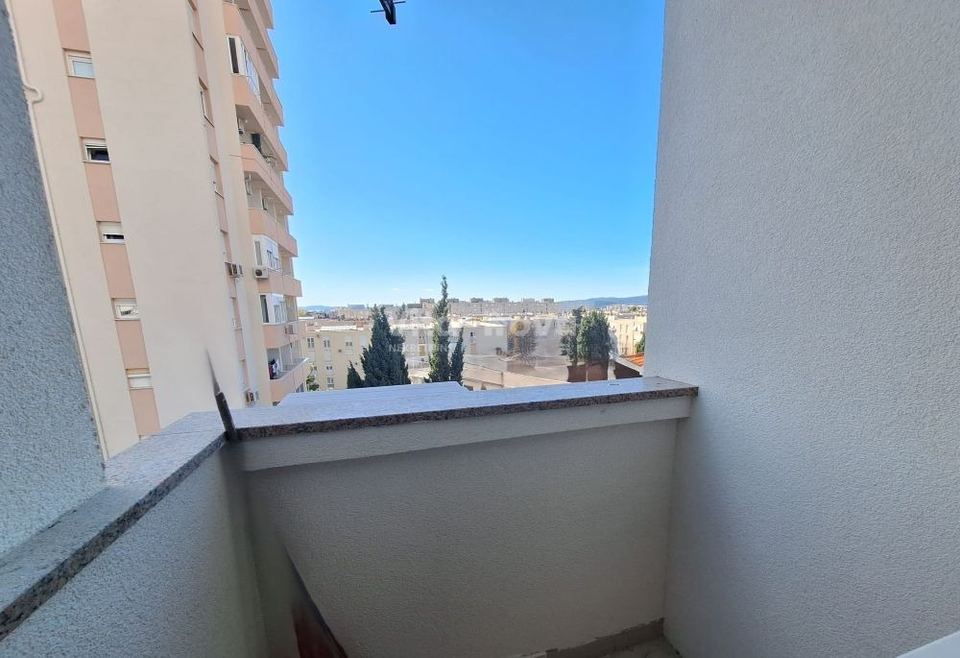 Stan u Zadru, 60m², 1 soba, slika 4