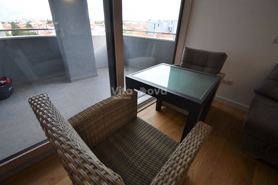 Stan u Zadru, 75m², 2 sobe