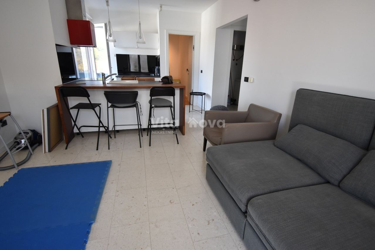 Poslovni Prostor u Zadru, 50m²
