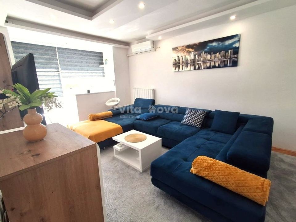 Stan u Zadru, 72.59m², 2 sobe