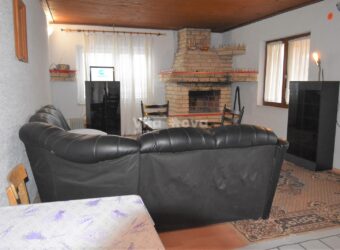 POLIČNIK, ZA 8 RADNIKA, GARAŽA, SKLADIŠTE