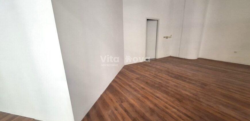 CITY GALLERIA, POSLOVNI PROSTOR, 61 m2
