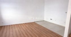 OBROVAC, CENTAR, 45 M2, RENOVIRANI STAN!