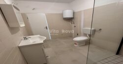 OBROVAC, CENTAR, 45 M2, RENOVIRANI STAN!