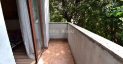 RIČINA, 58 M2, 1. KAT, UREĐENO, PRILIKA!