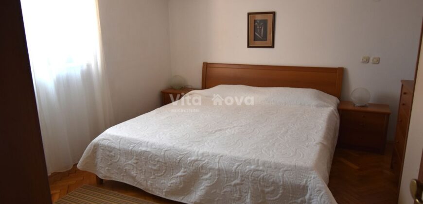 PETRIĆI, 2-SOBAN, BALKON, DUGOROČNO