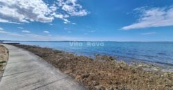 PRIVLAKA, NOVOGRADNJA, POGLED NA MORE, 3 SP. SOBE, 100 m OD MORA