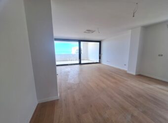 PRIVLAKA, NOVOGRADNJA, POGLED NA MORE, 3 SP. SOBE, 100 m OD MORA