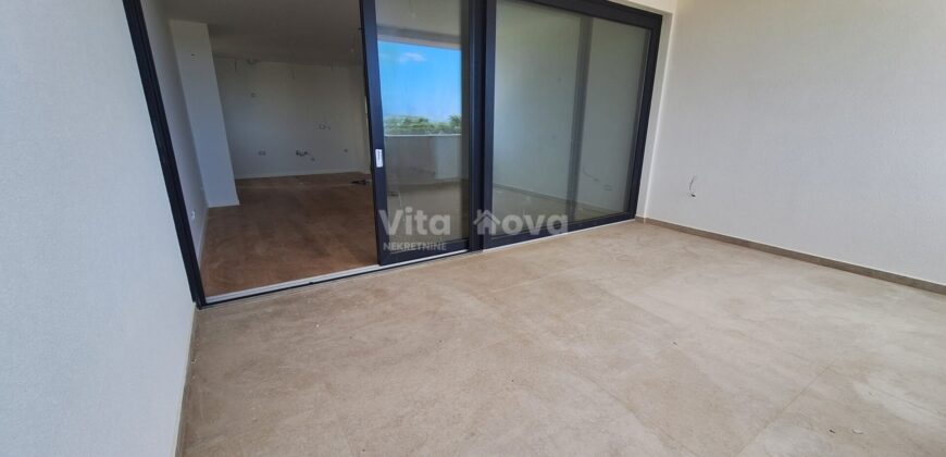 PRIVLAKA, NOVOGRADNJA, POGLED NA MORE, 3 SP. SOBE, 100 m OD MORA