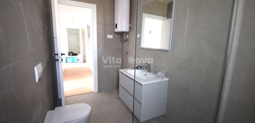 PRIVLAKA, NOVOGRADNJA, POGLED NA MORE, 3 SP. SOBE, 100 m OD MORA