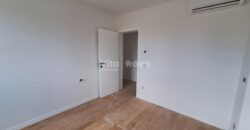 PRIVLAKA, NOVOGRADNJA, POGLED NA MORE, 3 SP. SOBE, 100 m OD MORA