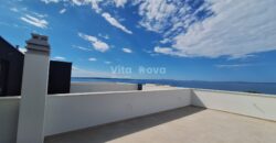 PRIVLAKA, PENTHOUSE U NOVOGRADNJI, KROVNA TERASA, 100 m OD MORA!