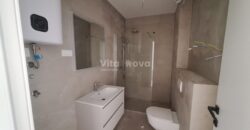 PRIVLAKA, PENTHOUSE U NOVOGRADNJI, KROVNA TERASA, 100 m OD MORA!