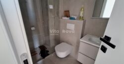 PRIVLAKA, PENTHOUSE U NOVOGRADNJI, KROVNA TERASA, 100 m OD MORA!