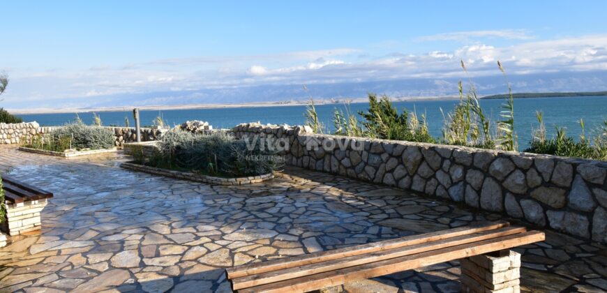 NINSKE VODICE- 110 M OD MORA, IDEALNO ZA GRADNJU, PRILIKA!
