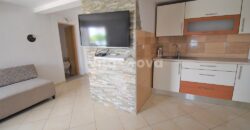 PLOČA – ZA RADNIKE, 4 OSOBE, DULJI PERIOD, PRIZEMLJE