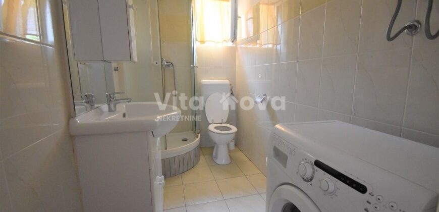 PLOČA – ZA RADNIKE, 4 OSOBE, DULJI PERIOD, PRIZEMLJE