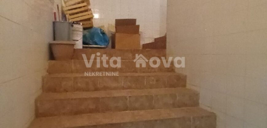 PLOVANIJA, 320 m2, PRIZEMLJE+PODRUM