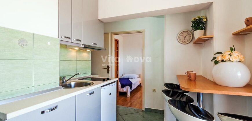 PLOVANIJA, 5 APARTMANA + POMOĆNI OBJEKT OD 48m2. ODLIČNA INVESTICIJA!