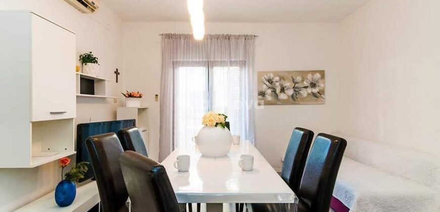 PLOVANIJA, 5 APARTMANA + POMOĆNI OBJEKT OD 48m2. ODLIČNA INVESTICIJA!