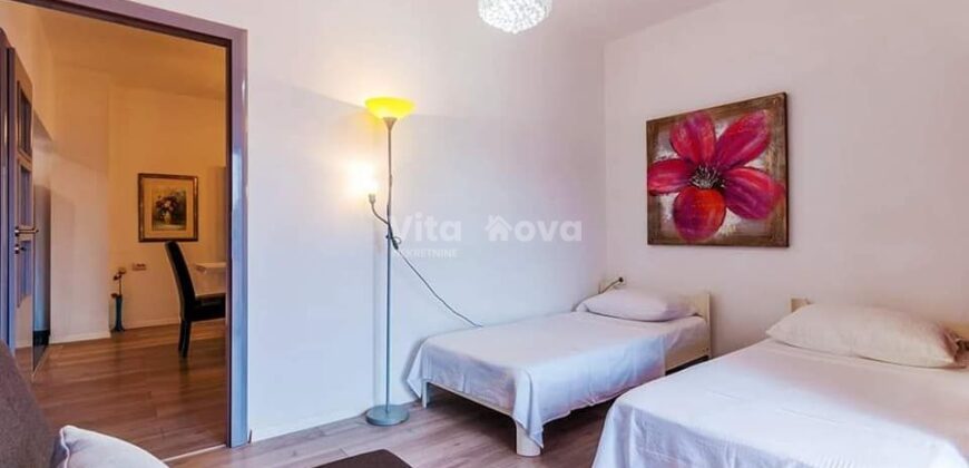 PLOVANIJA, 5 APARTMANA + POMOĆNI OBJEKT OD 48m2. ODLIČNA INVESTICIJA!