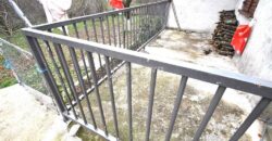 LIKA, KUĆA S OKUĆNICOM I DODATNIM ZEMLJIŠTIMA