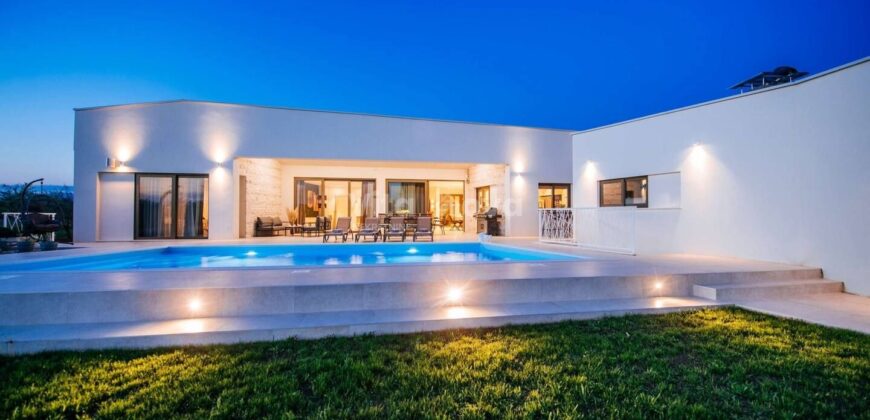 SMOKOVIĆ, LUKSUZNA KUĆA ZA ODMOR