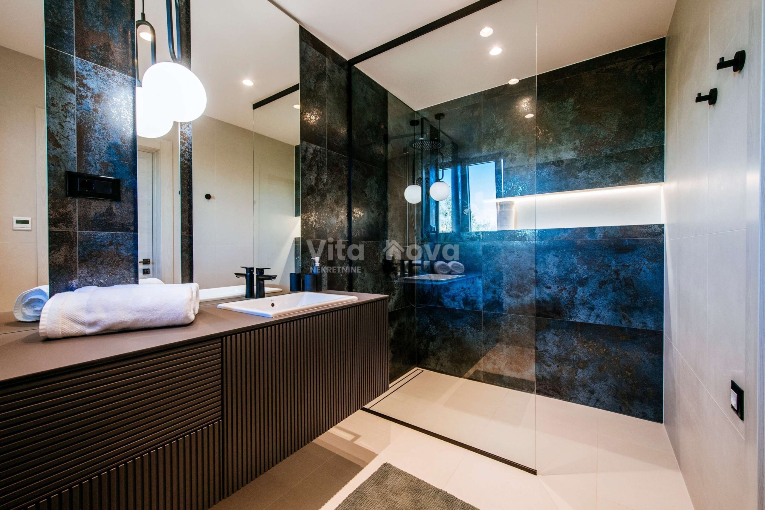 SMOKOVIĆ, LUKSUZNA KUĆA ZA ODMOR