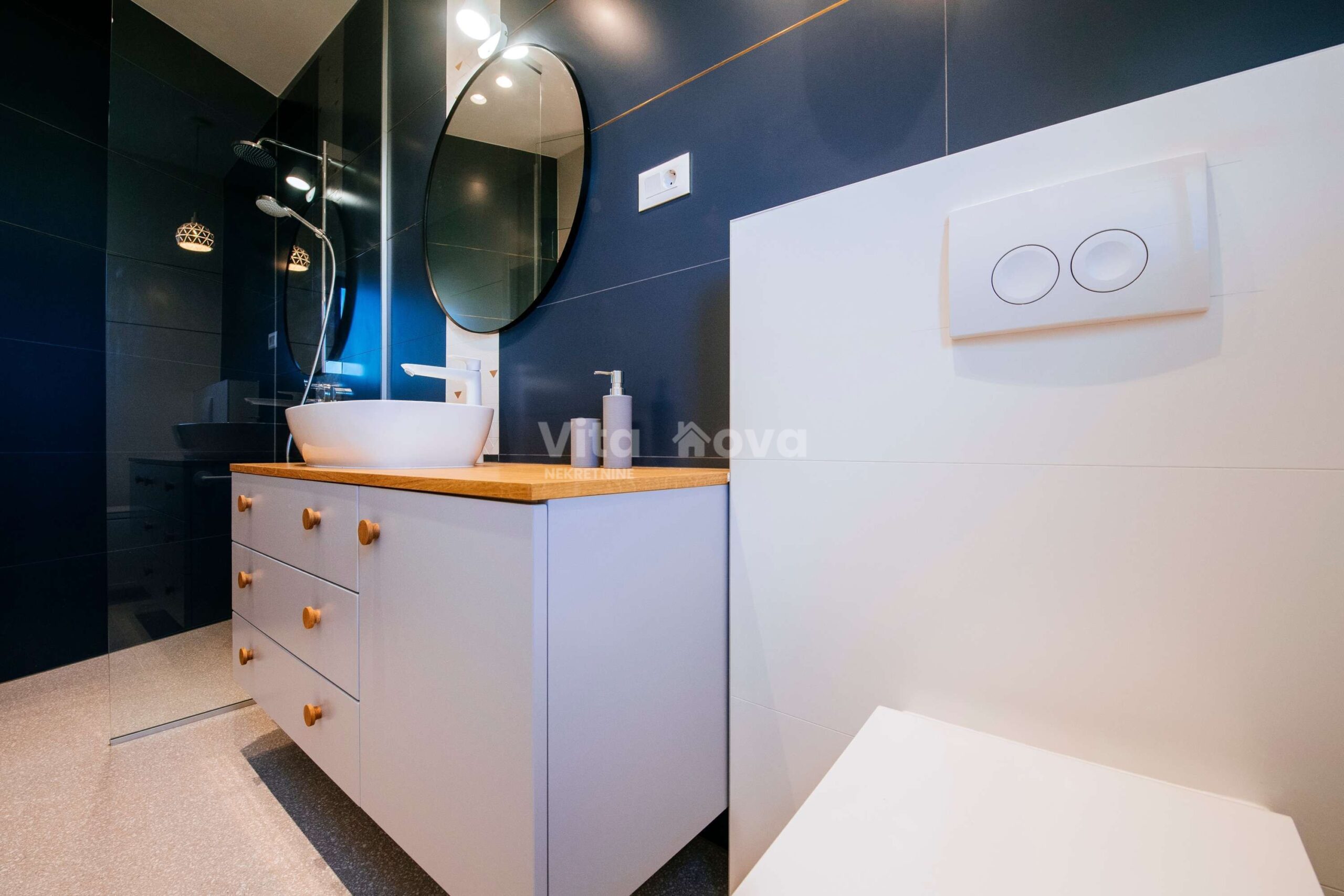 SMOKOVIĆ, LUKSUZNA KUĆA ZA ODMOR