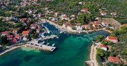 ŽMAN, 900 m2, 400 m OD MORA