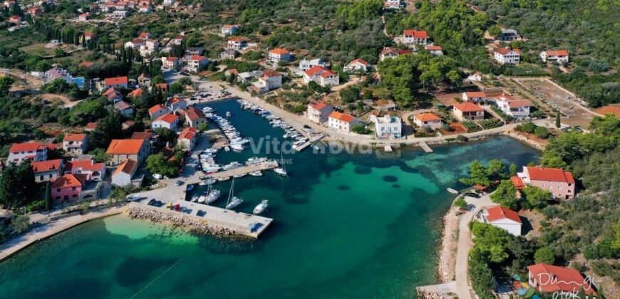 ŽMAN, 900 m2, 400 m OD MORA