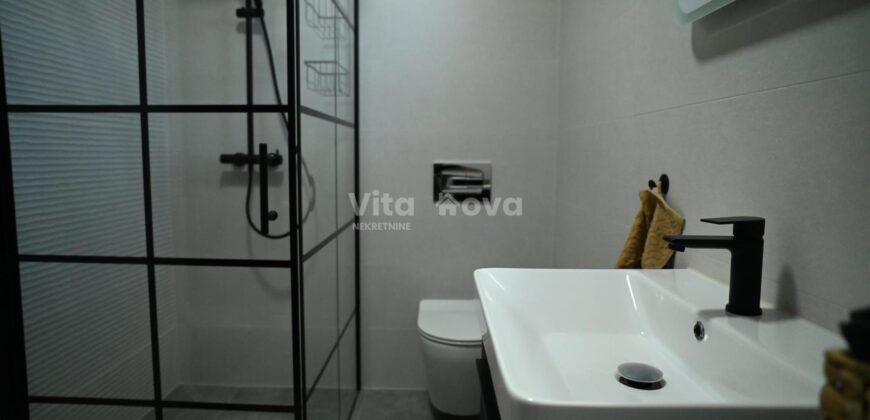 VIR, PRILIKA, NOVOGRADNJA, VILA S BAZENOM!