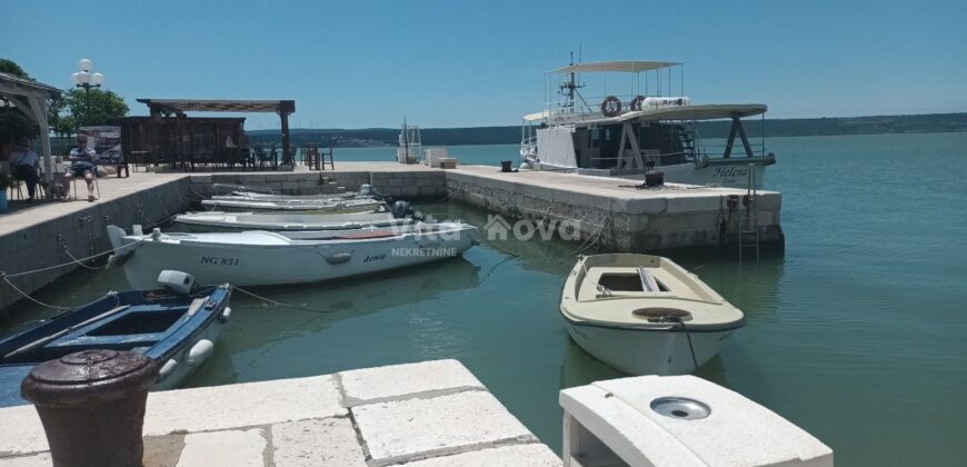 MASLENICA, PRILIKA! POGLED NA MORE, 200 M OD MORA!