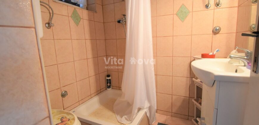 PRILIKA! SABUNIKE, KATNICA, 2 STAMBENE JEDINICE, DUPLEX