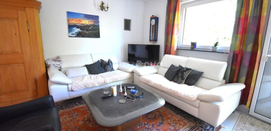 RAŽANAC- UREĐENA KUĆA, GARAŽA, VRT! RIJETKOST NA TRŽIŠTU!