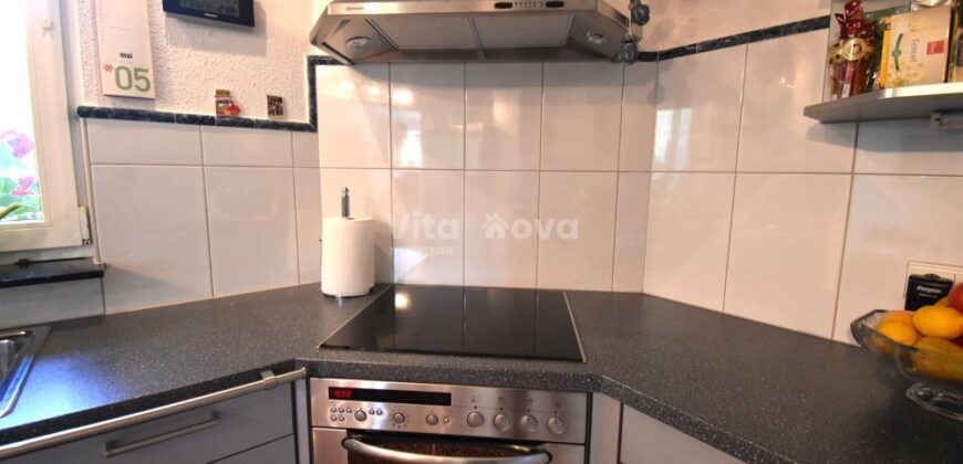 RAŽANAC- UREĐENA KUĆA, GARAŽA, VRT! RIJETKOST NA TRŽIŠTU!