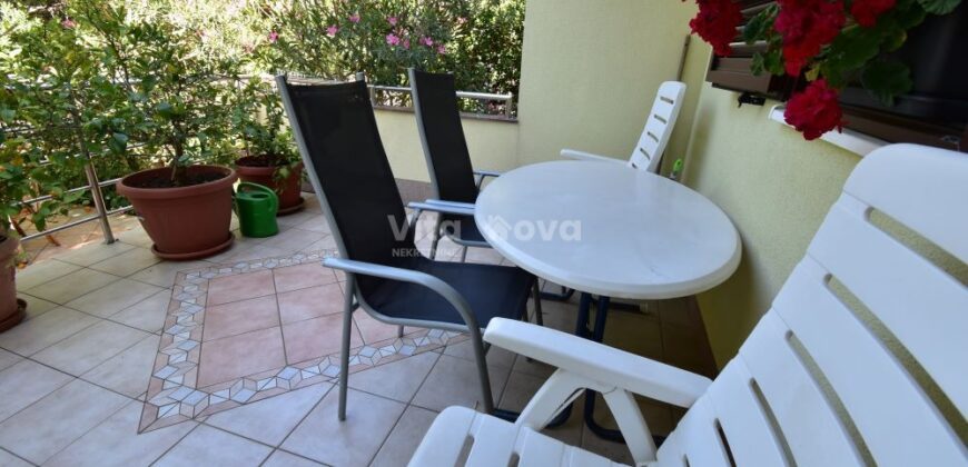 RAŽANAC- UREĐENA KUĆA, GARAŽA, VRT! RIJETKOST NA TRŽIŠTU!