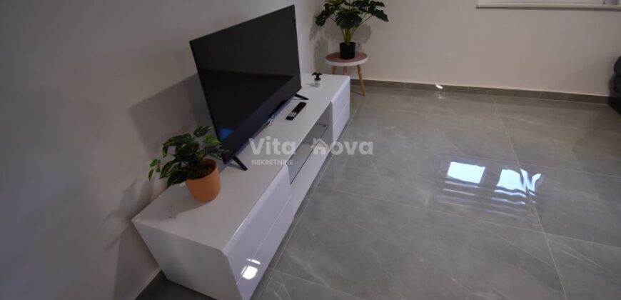 PLOČA- ZA RADNIKE, REŽIJE U CIJENI, NOVO UREĐENO! ZA 4 OSOBE