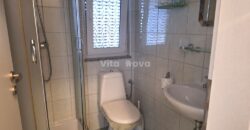 PRIVLAKA, ODLIČNA LOKACIJA! 80 m OD MORA!