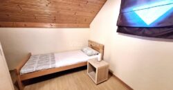 PRIVLAKA, ODLIČNA LOKACIJA! 80 m OD MORA!