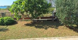 PRIVLAKA, ODLIČNA LOKACIJA! 80 m OD MORA!